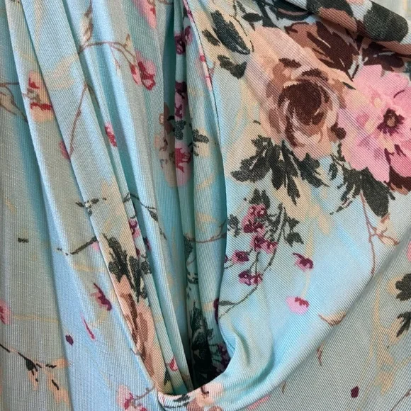 Torrid Super Soft Floral Cold Shoulder Dress| Size 2X | Easy Care - Picture 8 of 8